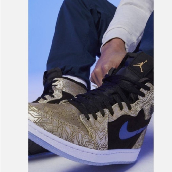 Jordan 1 High Zoom Air CMFT Gold Laser Men’s size 13 - Picture 13 of 13